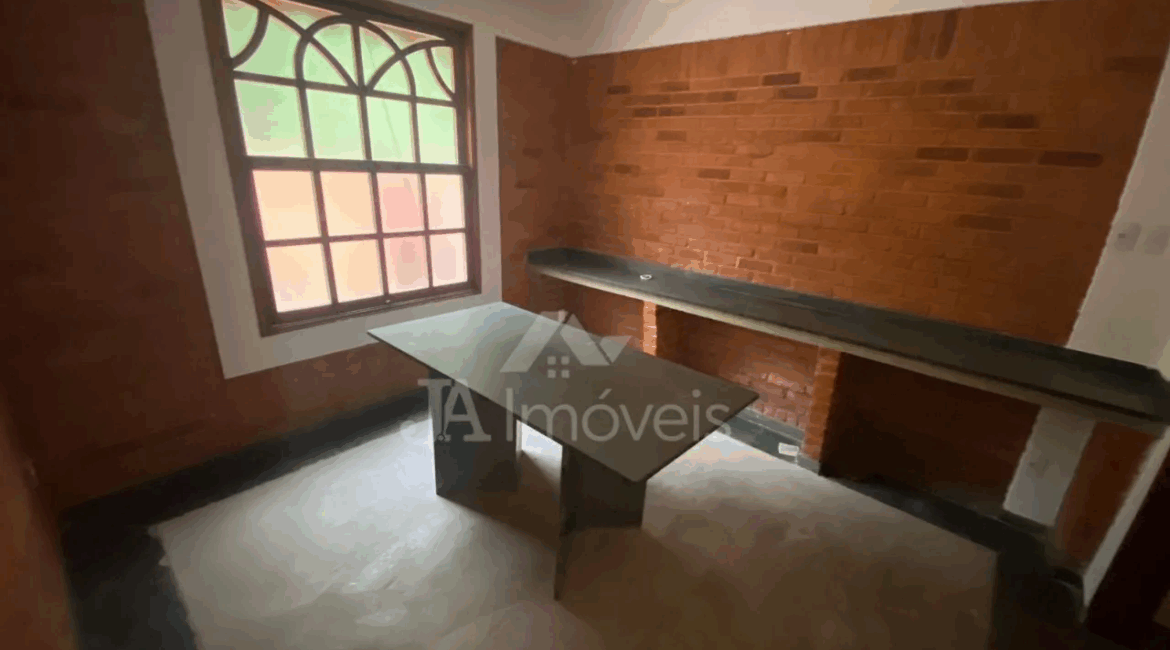 🏡Casa à venda com piscina no Jardim Lisboa – Rua Isaltina Renó Guedes