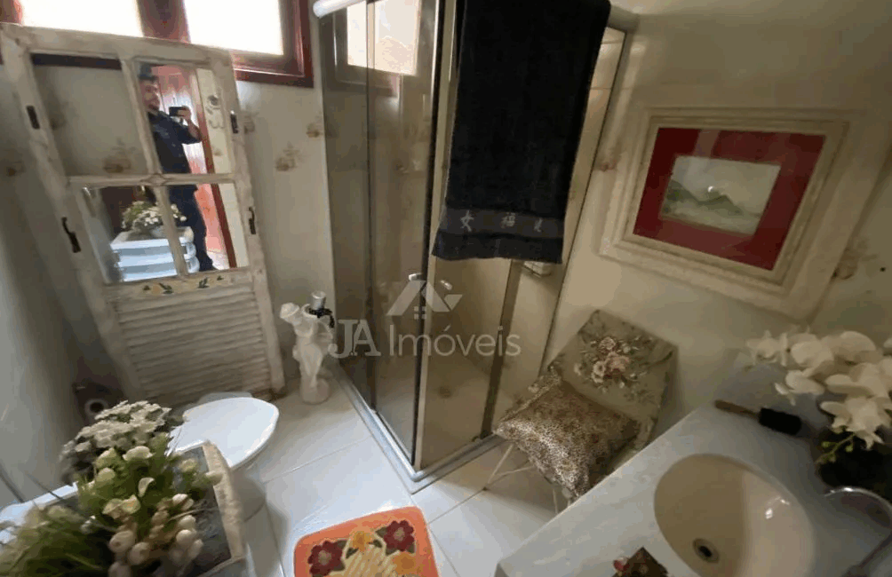 🏡Casa à venda no Bairro Esteves – Rua Silvio Maranha