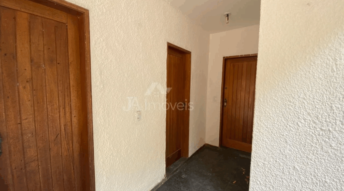 🏡Casa à venda com piscina no Jardim Lisboa – Rua Isaltina Renó Guedes