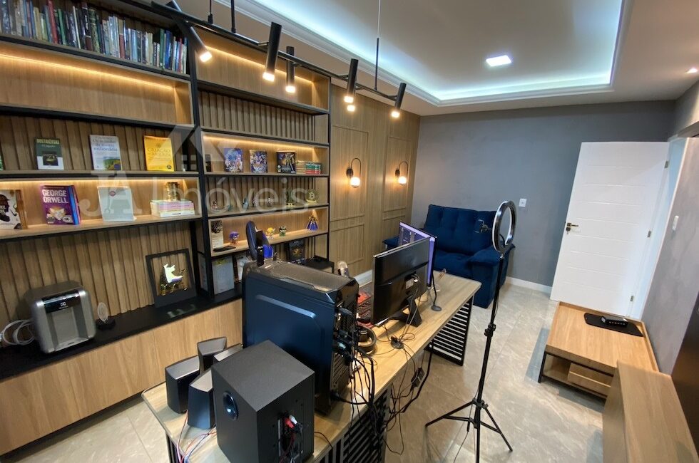 🏡Casa à venda no Bairro Imperador (parte baixa) – Rua Vera Guimarães França