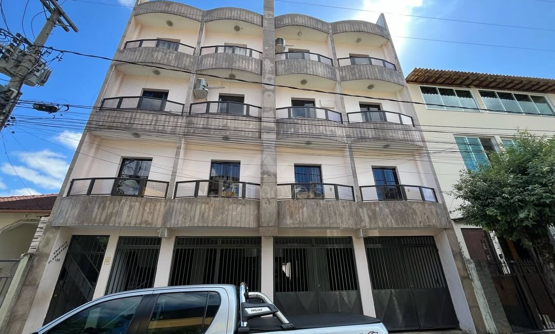 🏢 Apartamento na Praça da Bandeira.