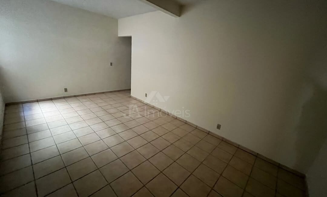 🏢 Apartamento na Praça da Bandeira.