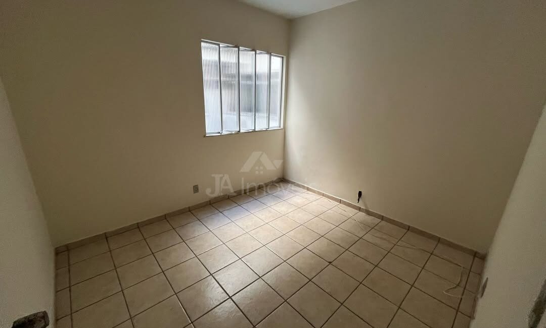 🏢 Apartamento na Praça da Bandeira.