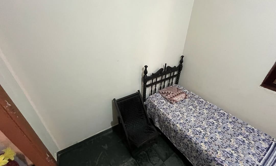 🏠 Casa com 3 quartos, varanda e terraço no Bairro São Cristóvão – Leopoldina