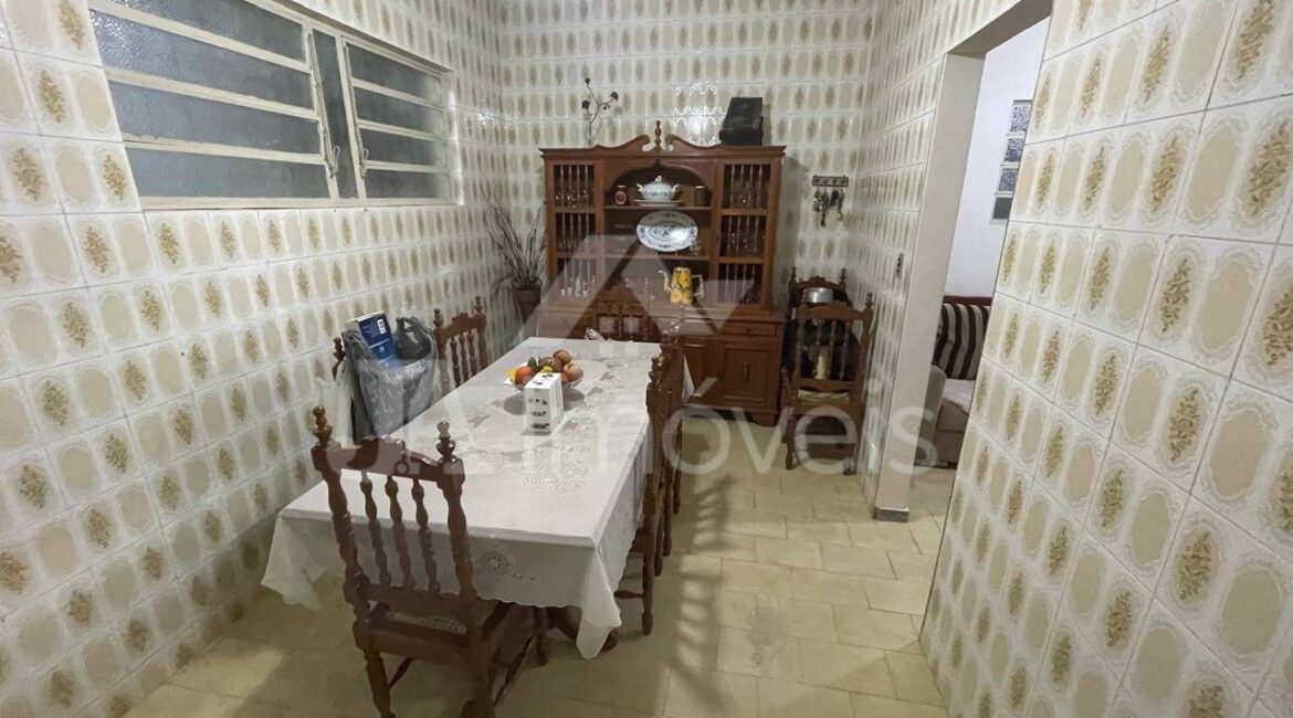 🏡Casa à venda em localização privilegiada – Rua Francisco Andrade Bastos – Centro de Leopoldina