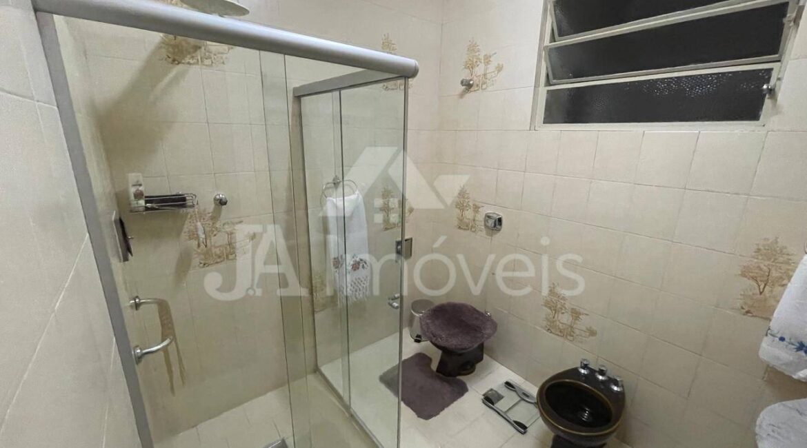 🏡Casa à venda em localização privilegiada – Rua Francisco Andrade Bastos – Centro de Leopoldina